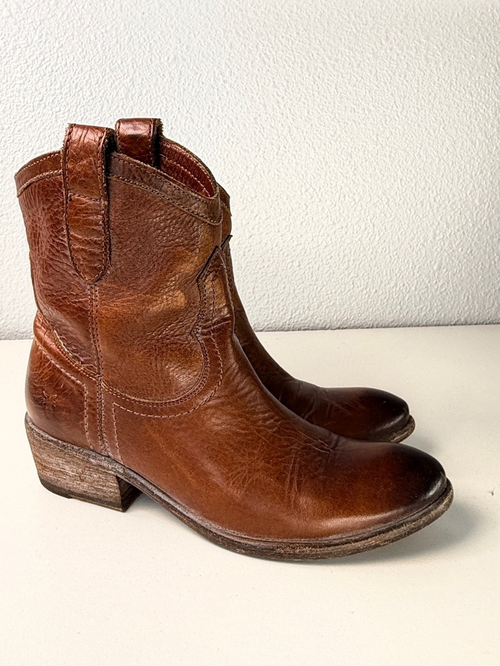 Frye Brown Leather Short Western Boots Womens 5.5 B Cowboy Ankle bootie - Picture 7 of 16